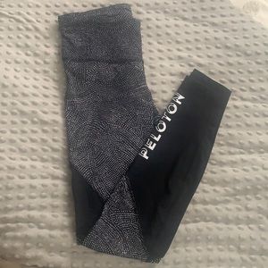 Lululemon Wunder Under Peloton leggings